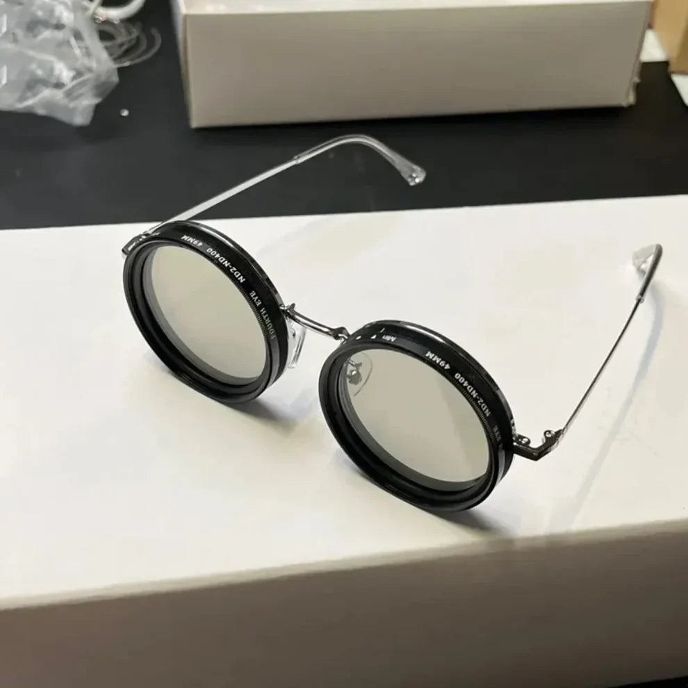 Wizy: Lunettes de Soleil à Verres Noirs Réglable